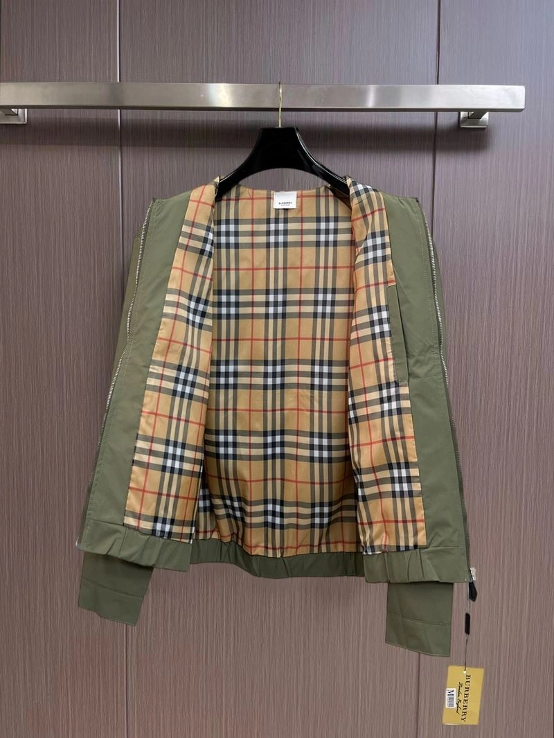 Breathable Burberry Outwear 102112