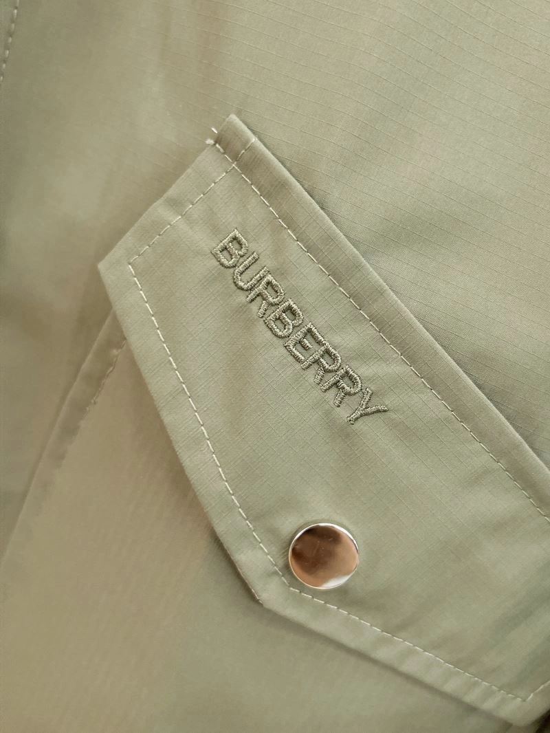 Breathable Burberry Outwear 102112
