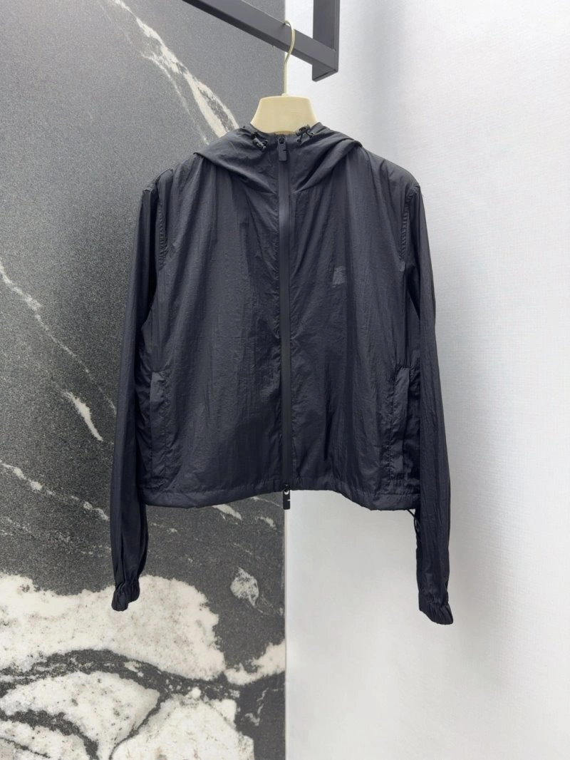 Burberry Outwear TechFriendly 99165