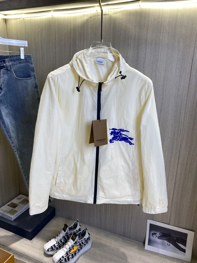 Sophisticated Burberry Outwear 101737