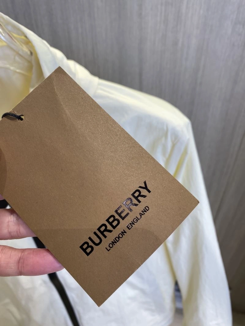 Sophisticated Burberry Outwear 101737