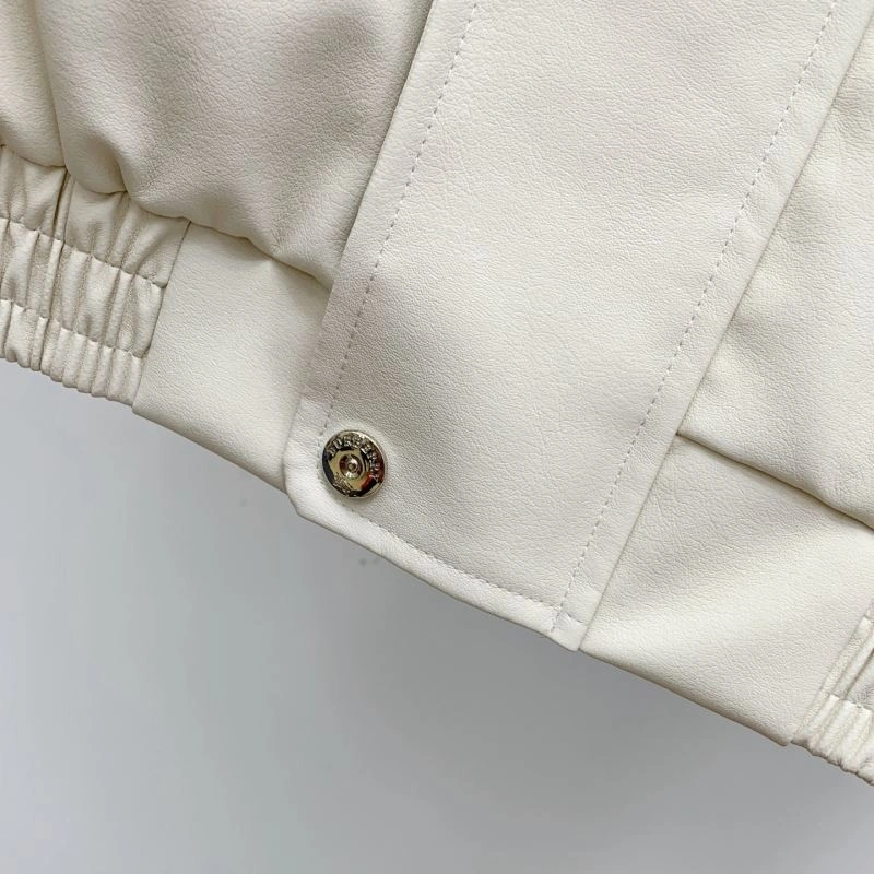 Bold Burberry Outwear 101721