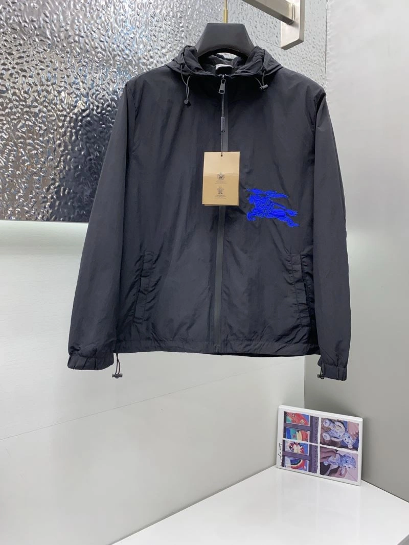 Burberry Outwear Resilient 101690