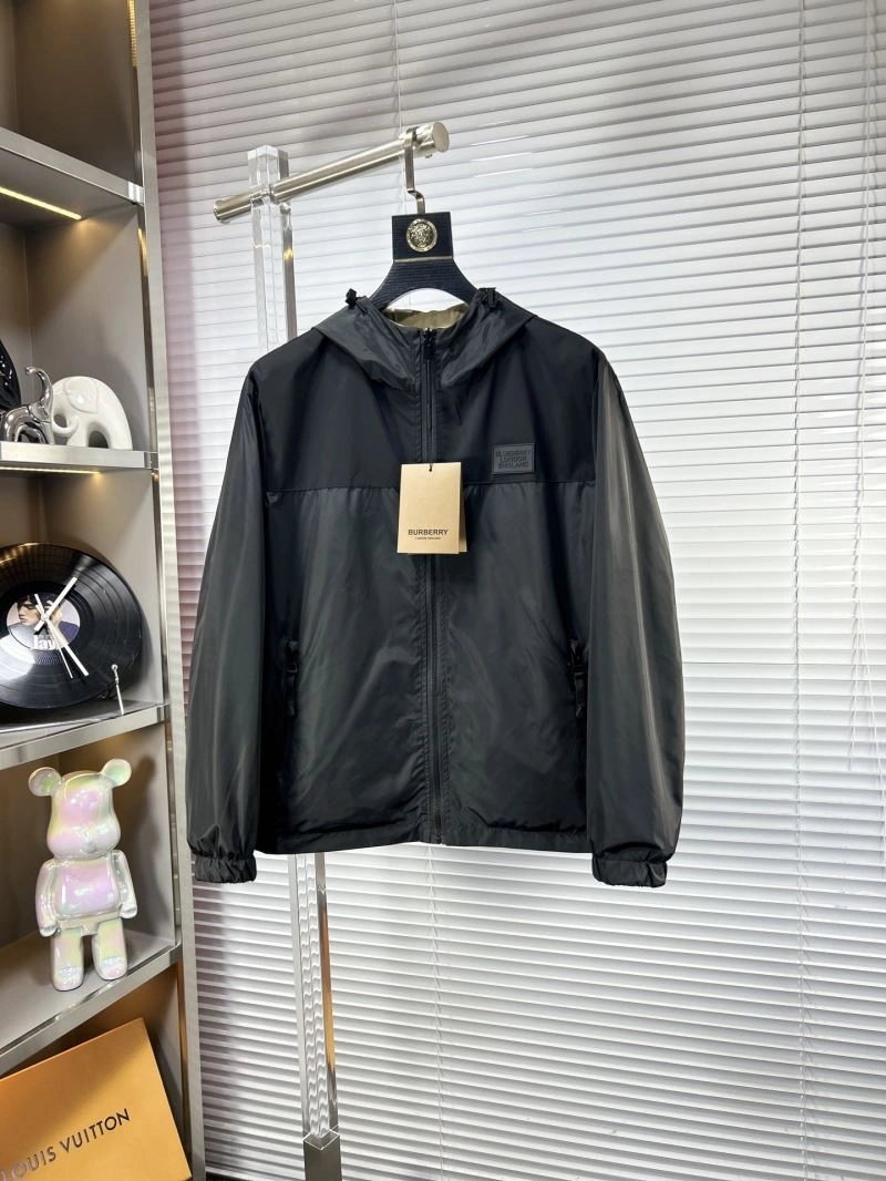 Sophisticated Burberry Outwear 101685