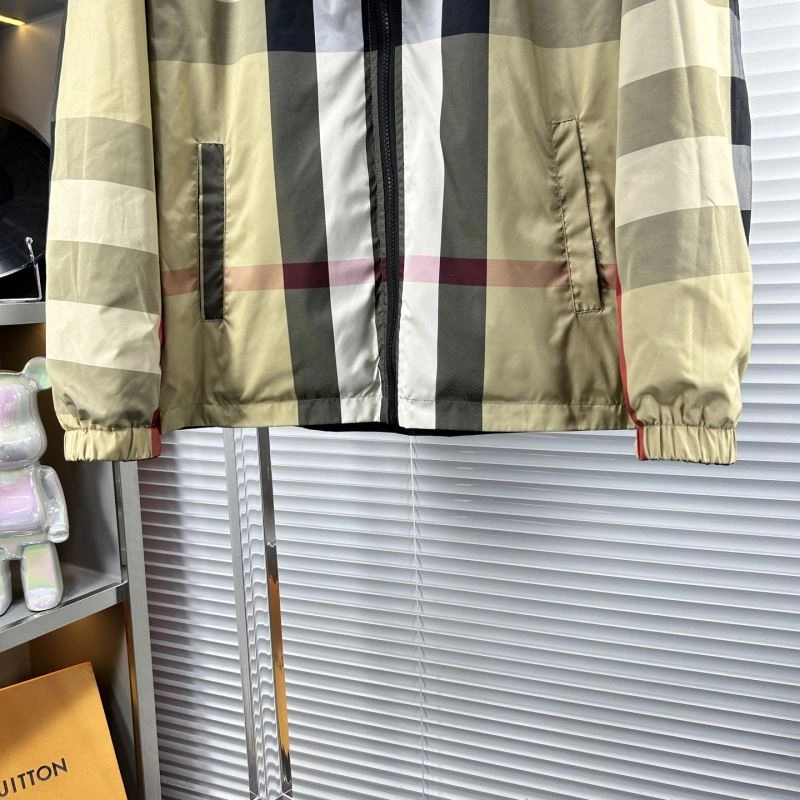 Sophisticated Burberry Outwear 101685