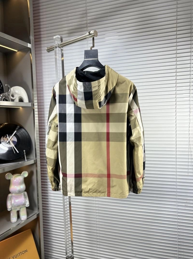 Sophisticated Burberry Outwear 101685