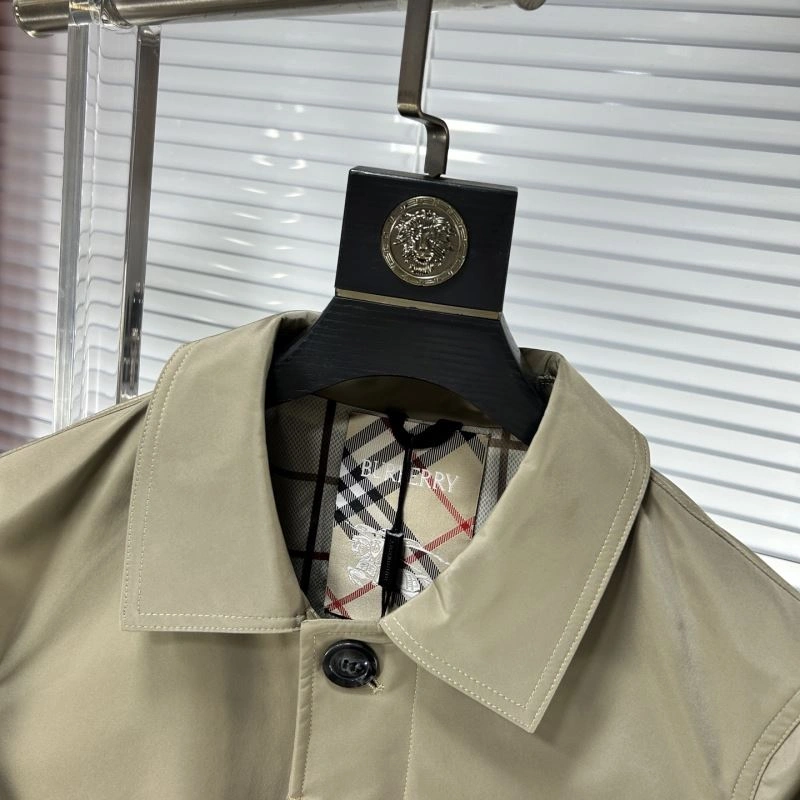 Efficient Burberry Outwear 101677