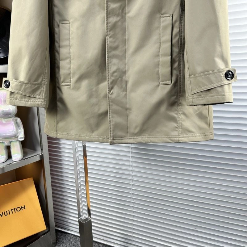 Efficient Burberry Outwear 101677