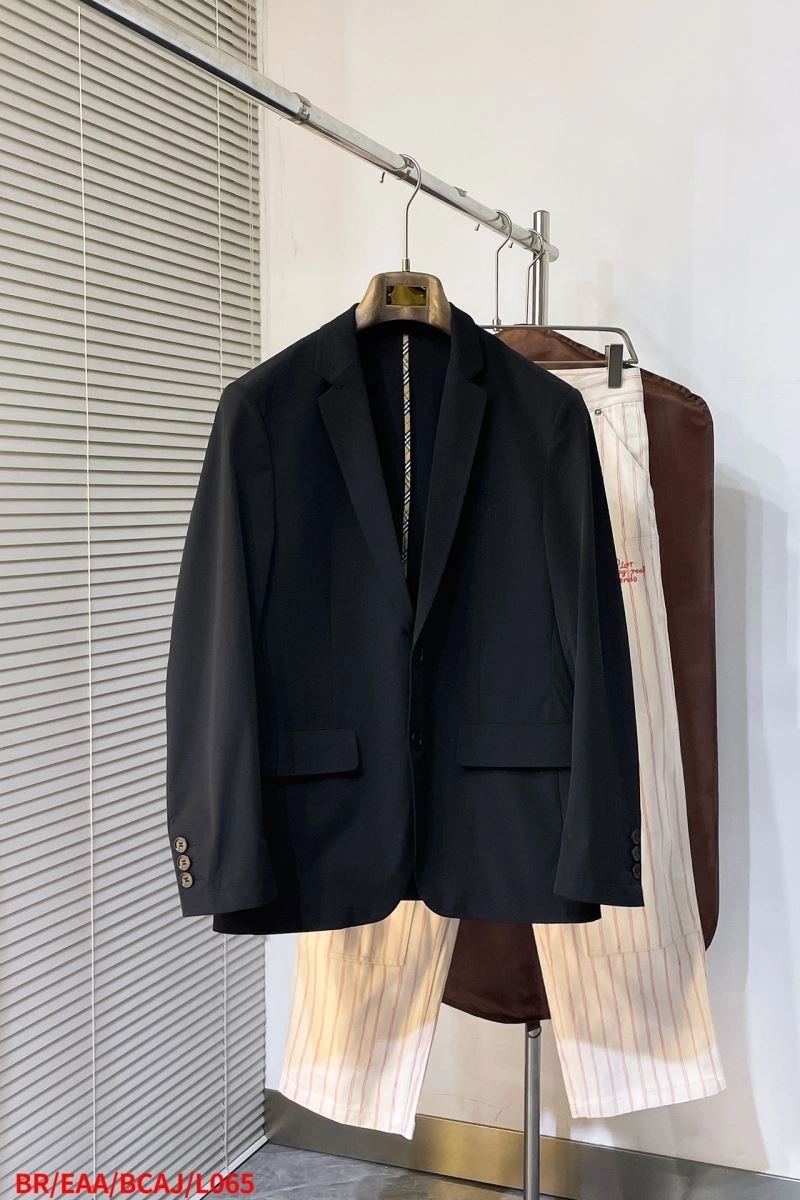 Classic Burberry Outwear 101206