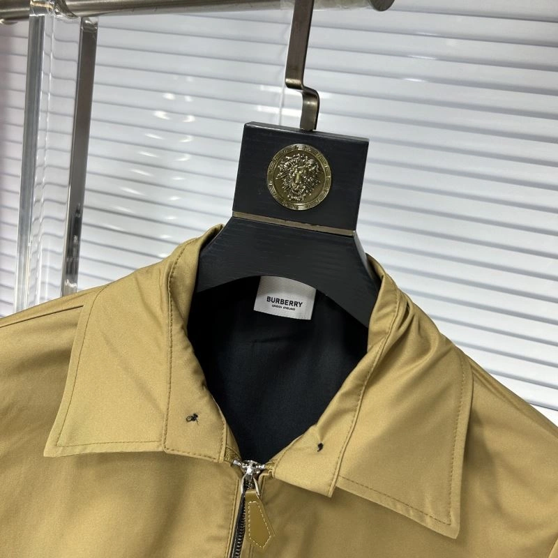 Burberry Outwear Refined 101187
