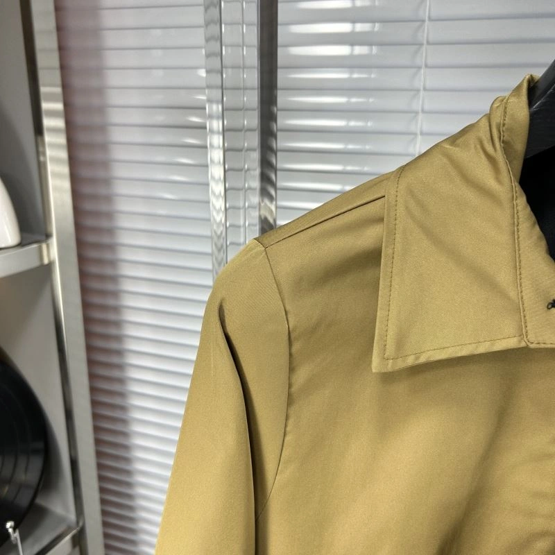 Burberry Outwear Refined 101187