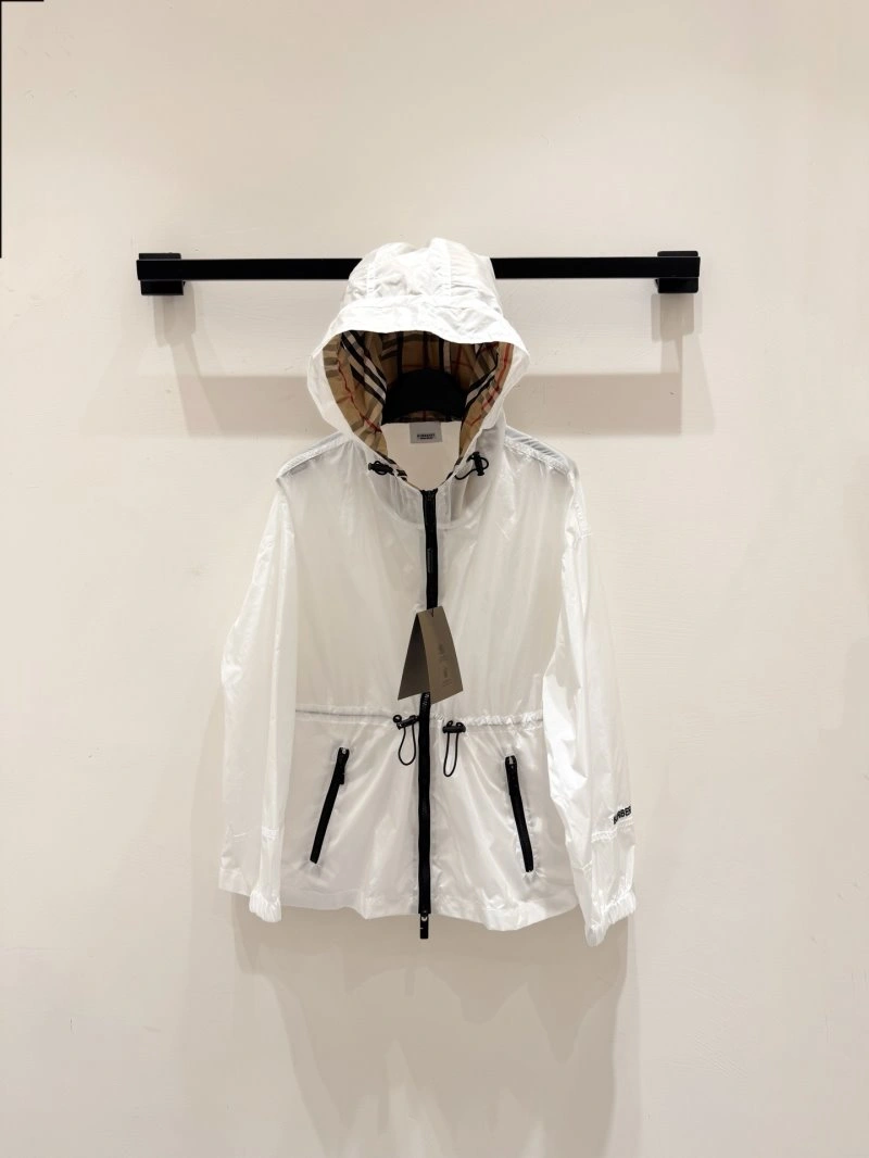 Durable Burberry Outwear 99264