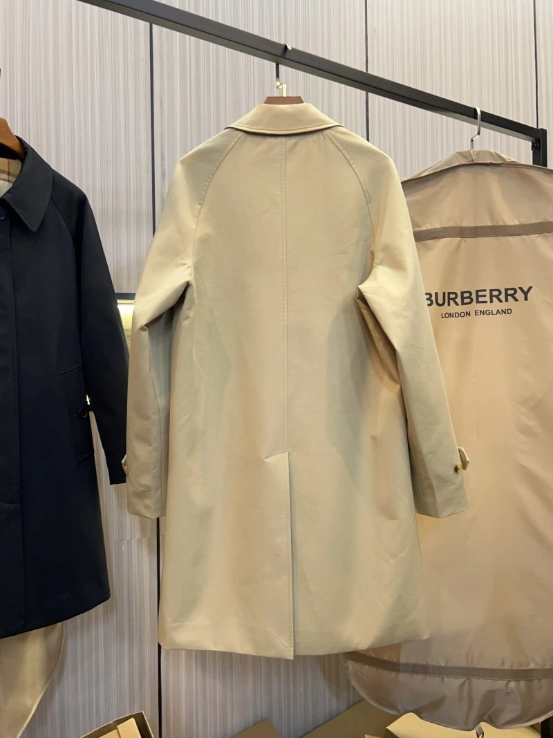 Vibrant Burberry Outwear 99330