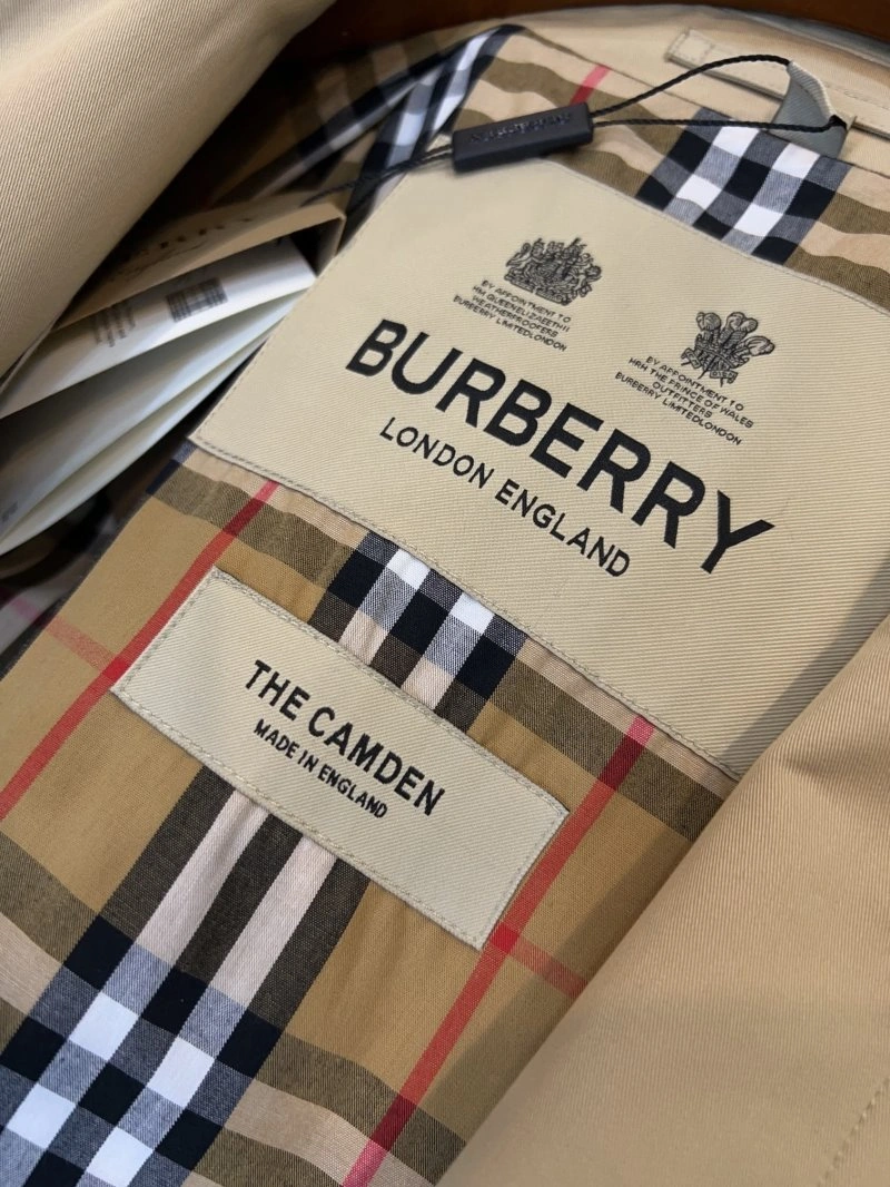 Vibrant Burberry Outwear 99330