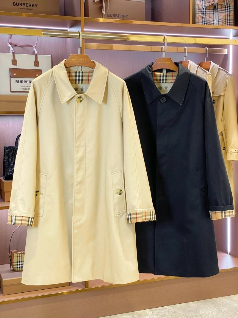 Timeless Burberry Outwear 99262