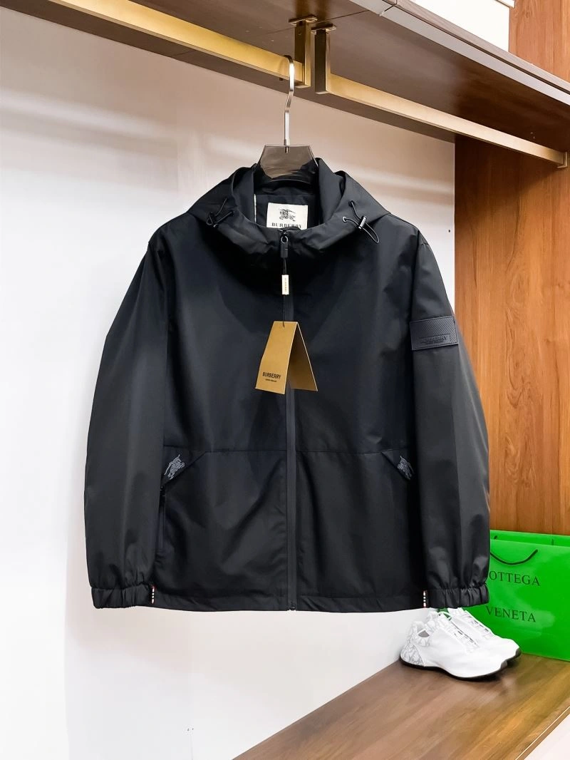 Burberry Outwear Chic 100783