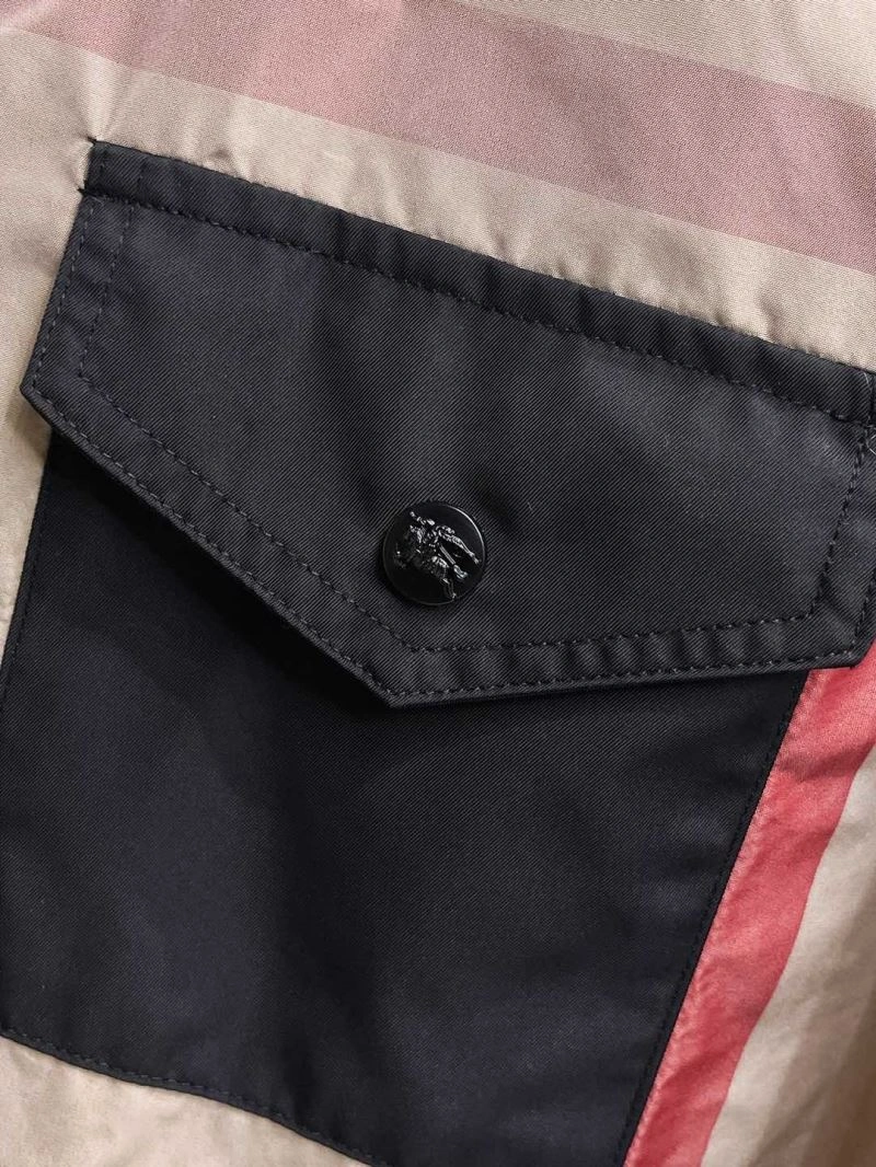 SmoothTexture Burberry Outwear 100754