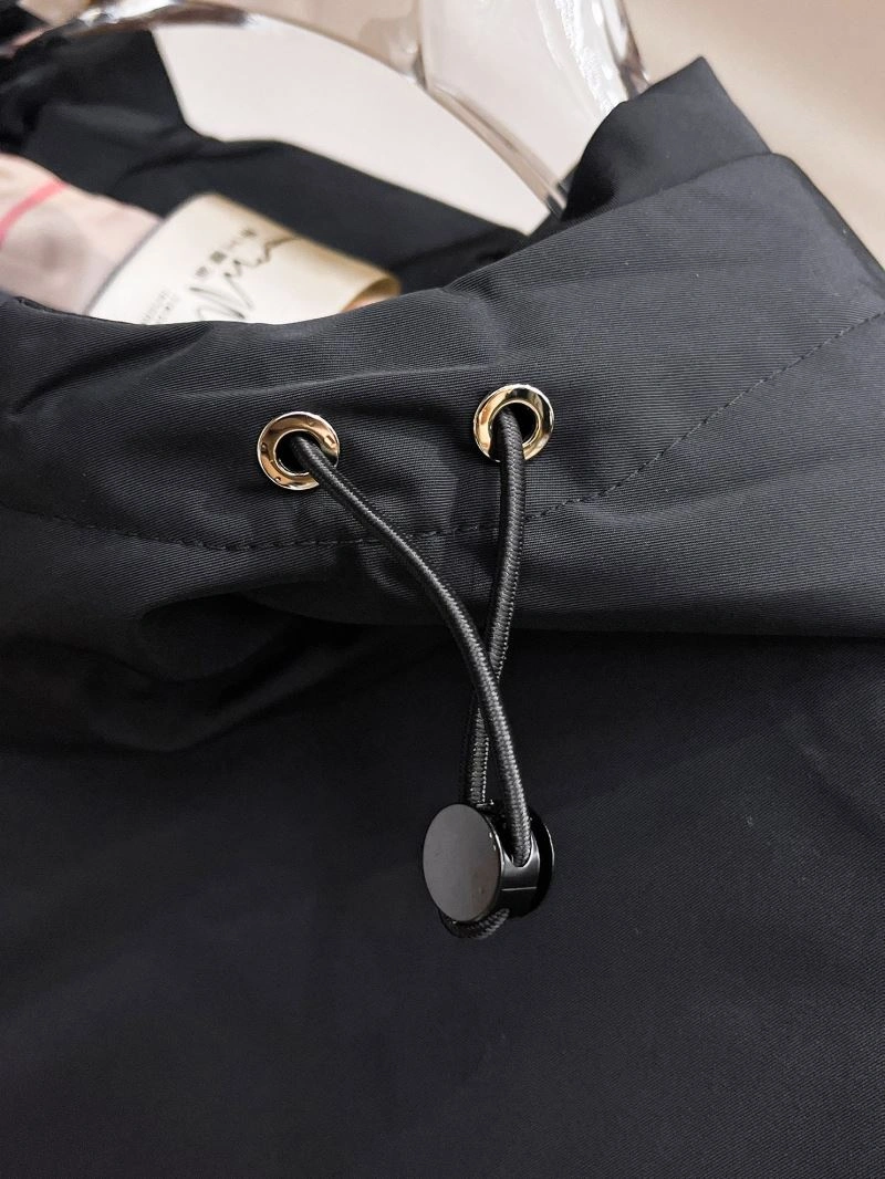 Burberry Outwear Elegant 100745