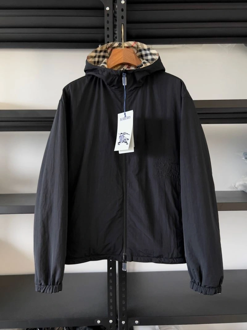 Burberry Outwear FlexibleFit 100742