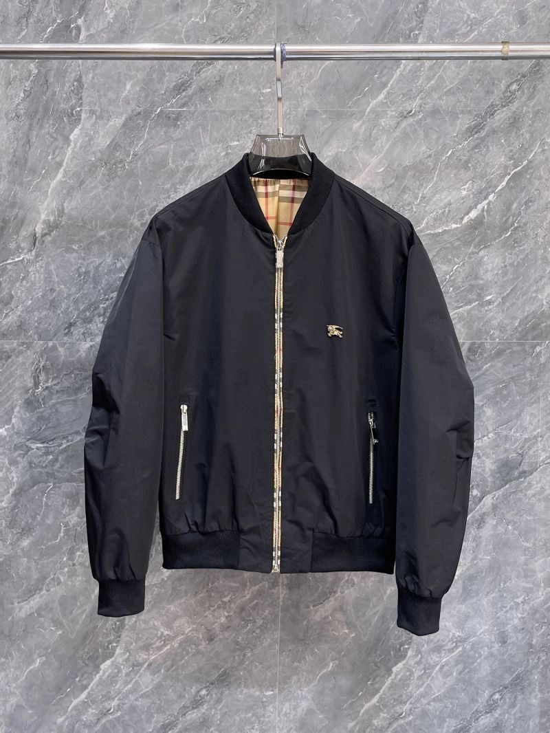 Stretchable Burberry Outwear 100741