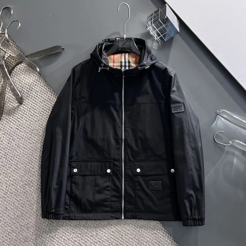 Minimalist Burberry Outwear 100719
