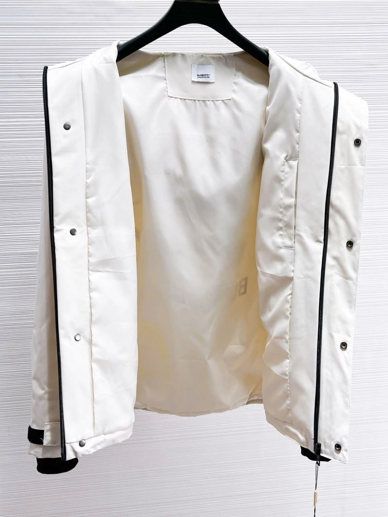 Burberry Outwear OnTrend 100716