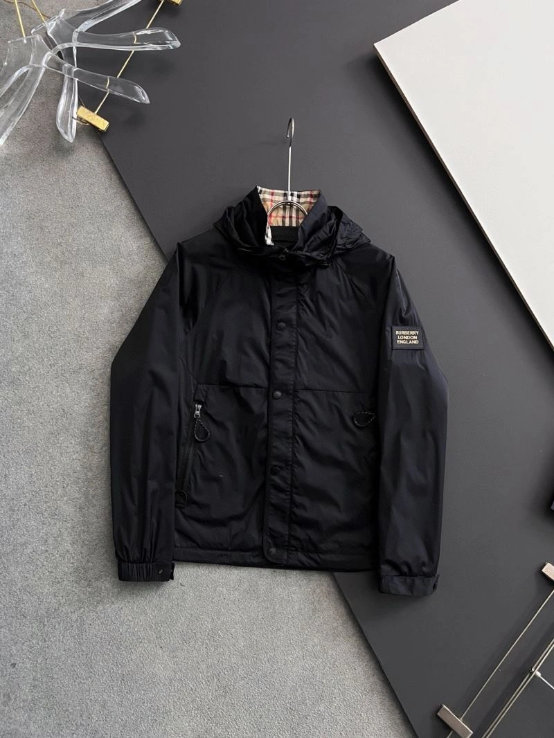 Youthful Burberry Outwear 100700