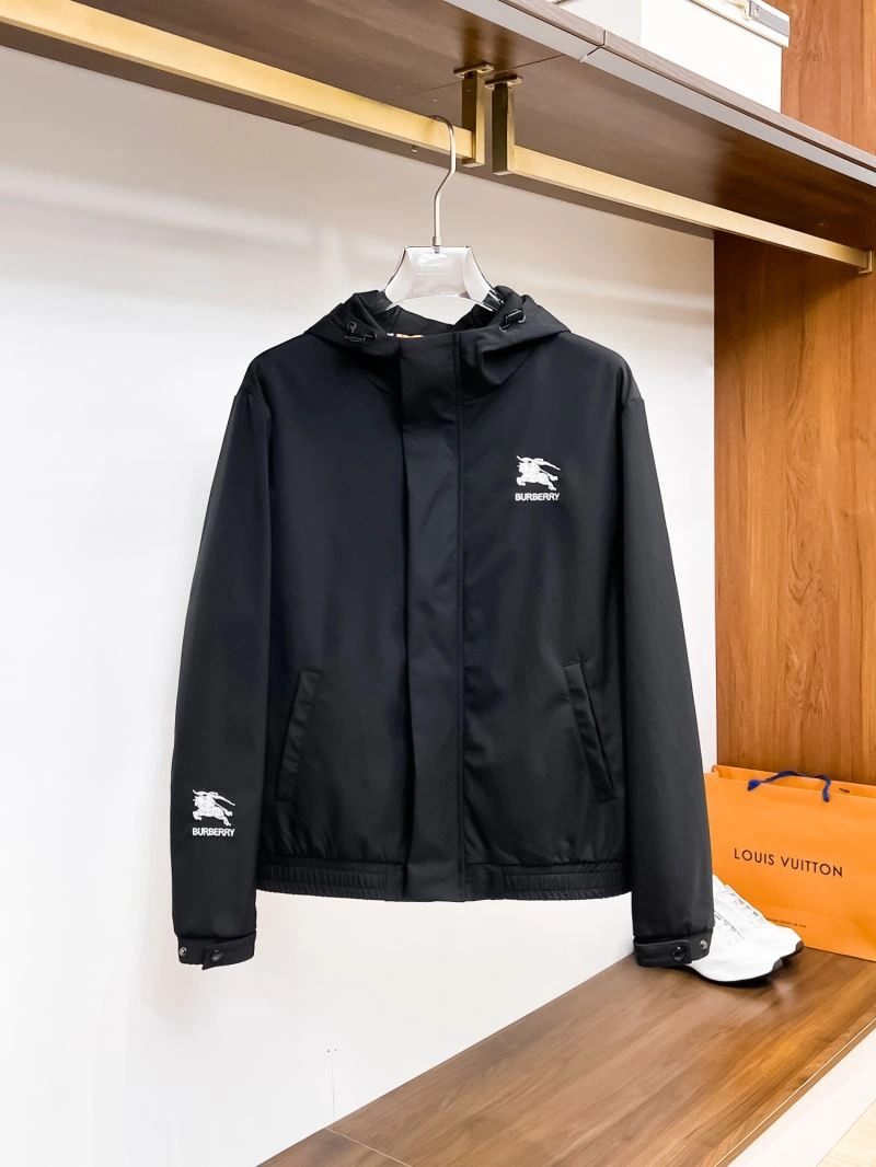 Bold Burberry Outwear 100725