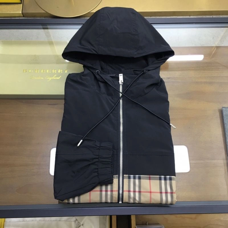 Trendy Burberry Outwear 100247