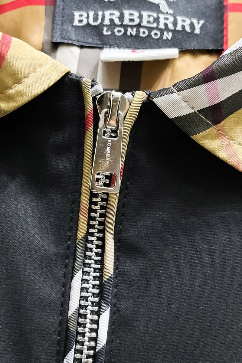 Burberry Outwear FreshLook 100217