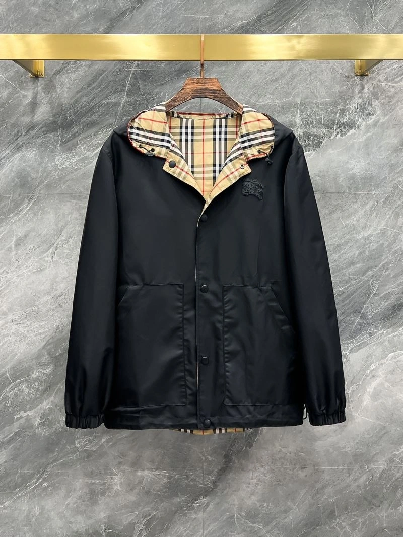 Timeless Burberry Outwear 100213