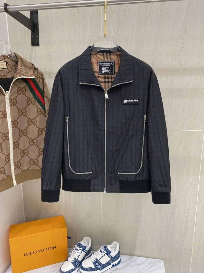 Breathable Burberry Outwear 100196