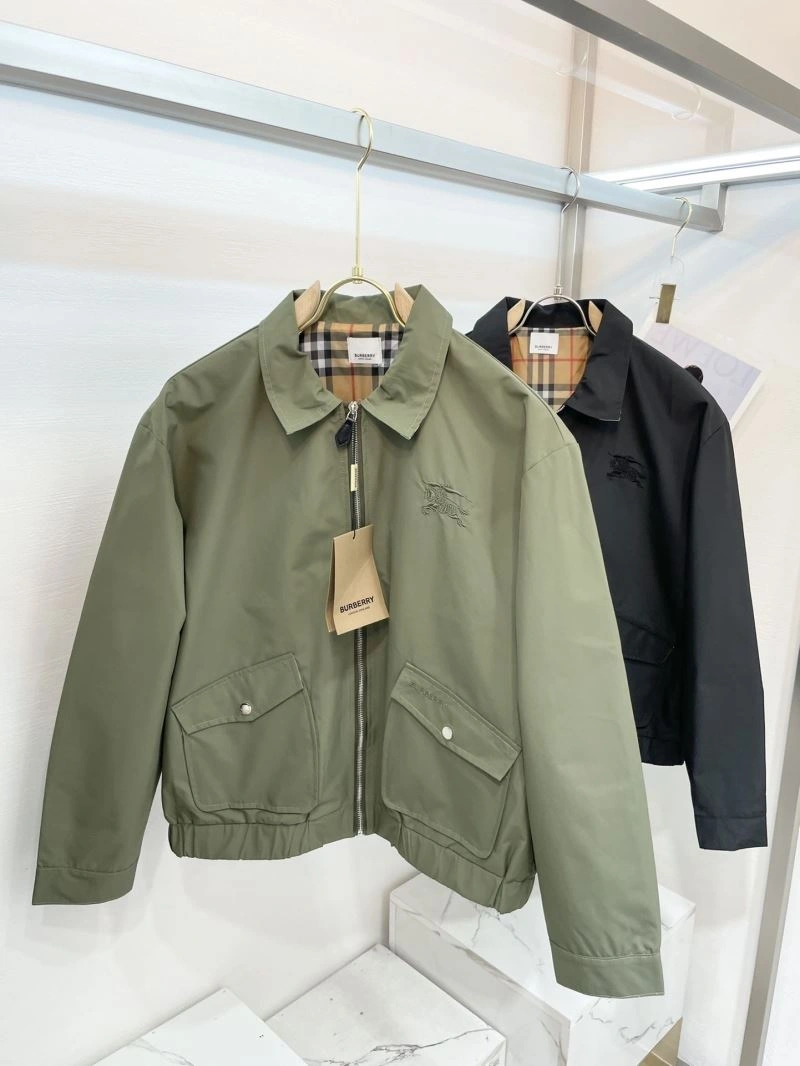 ComfortFit Burberry Outwear 100199