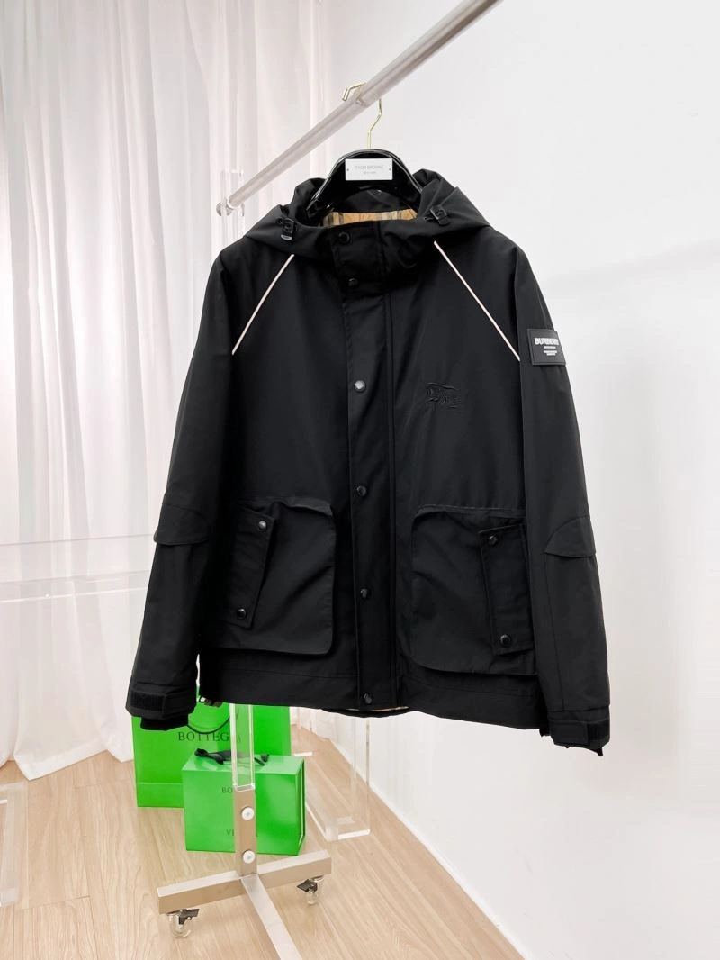 Burberry Outwear Cozy 100214