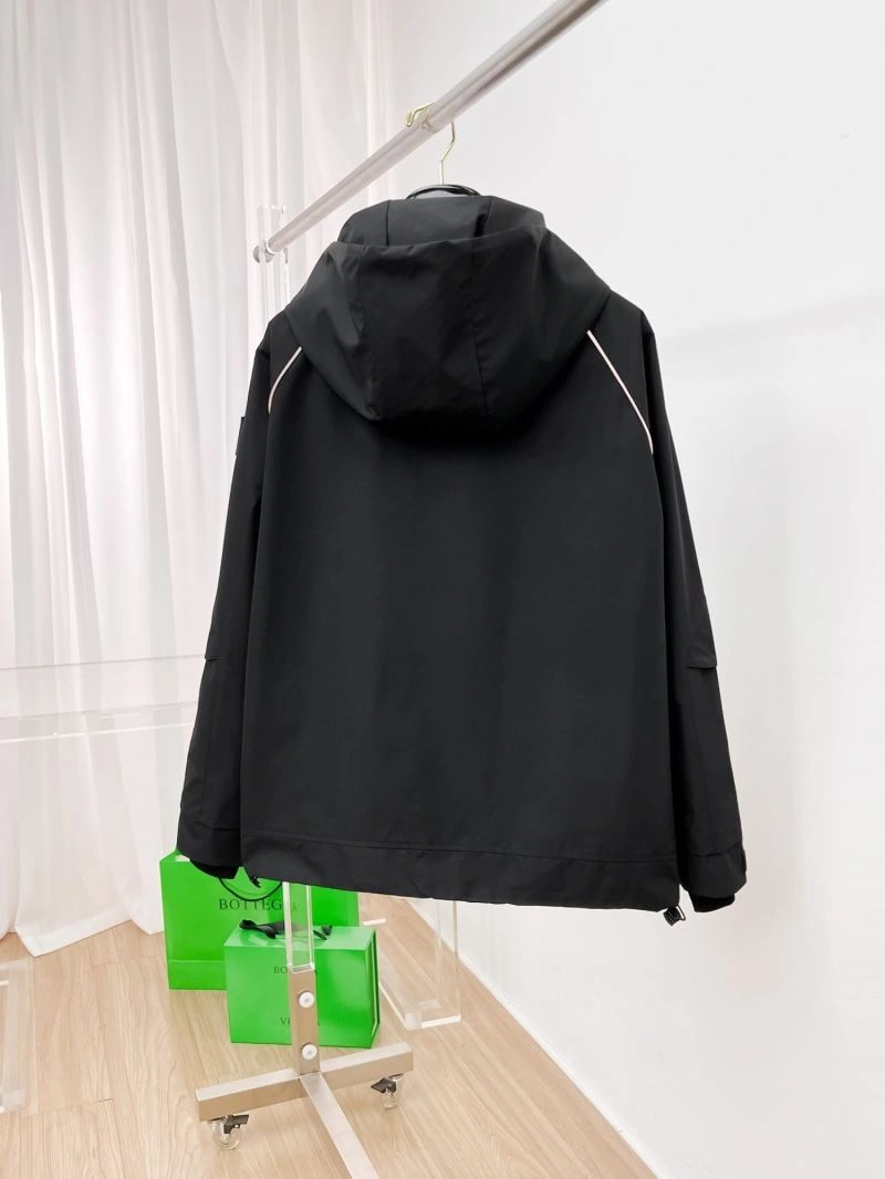 Burberry Outwear Cozy 100214