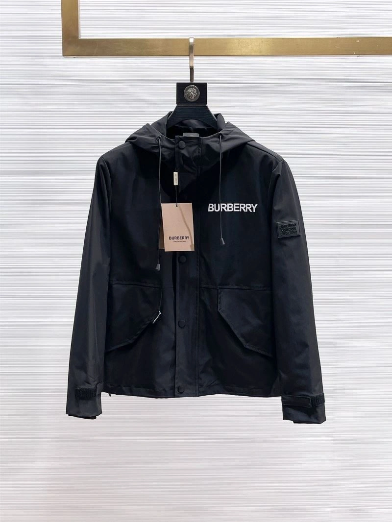 Burberry Outwear SportInspired 100172