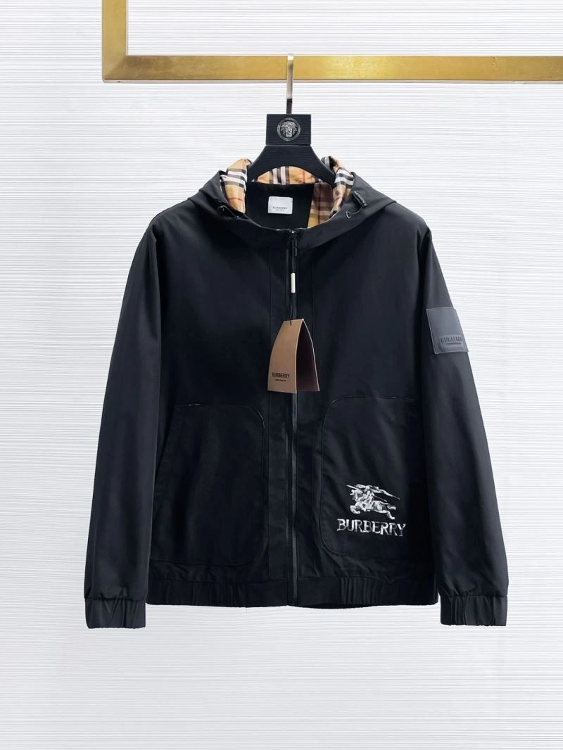 Practical Burberry Outwear 100170