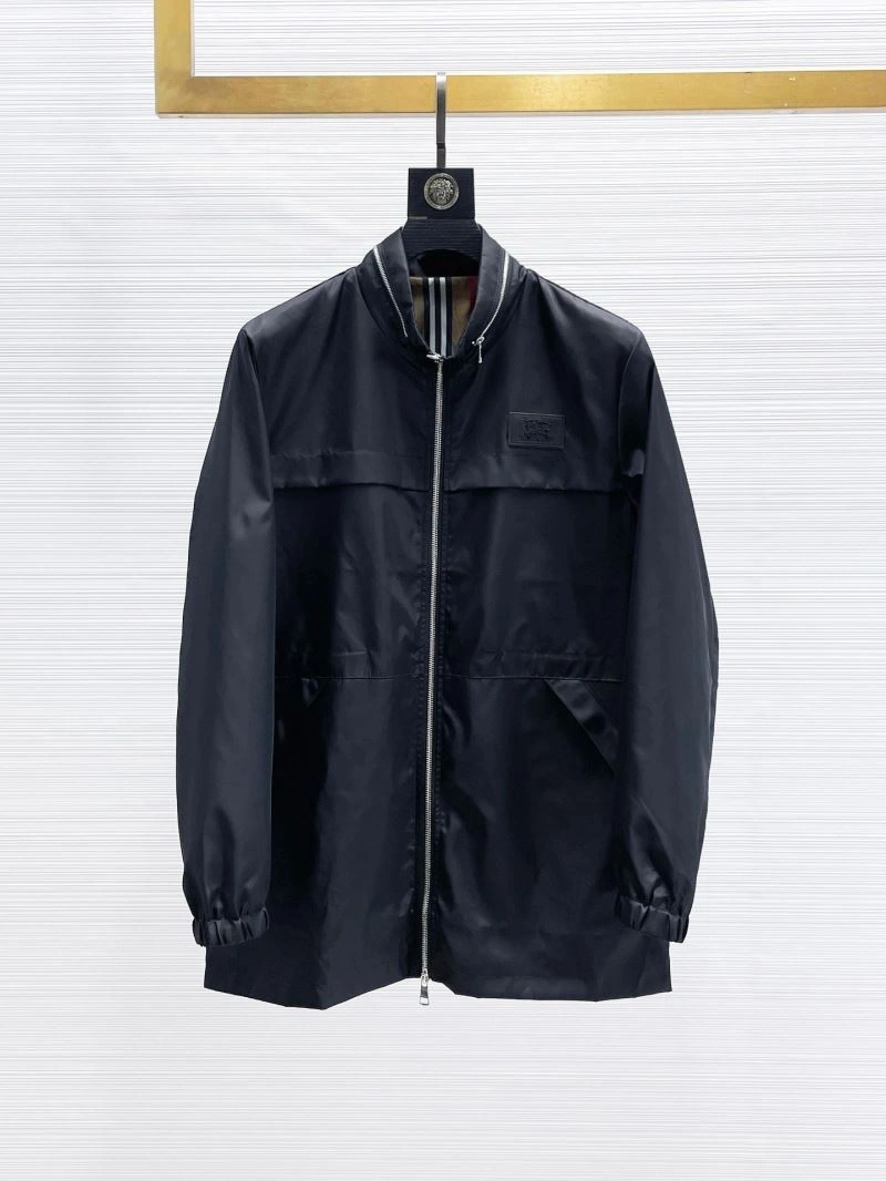 Supportive Burberry Outwear 100162