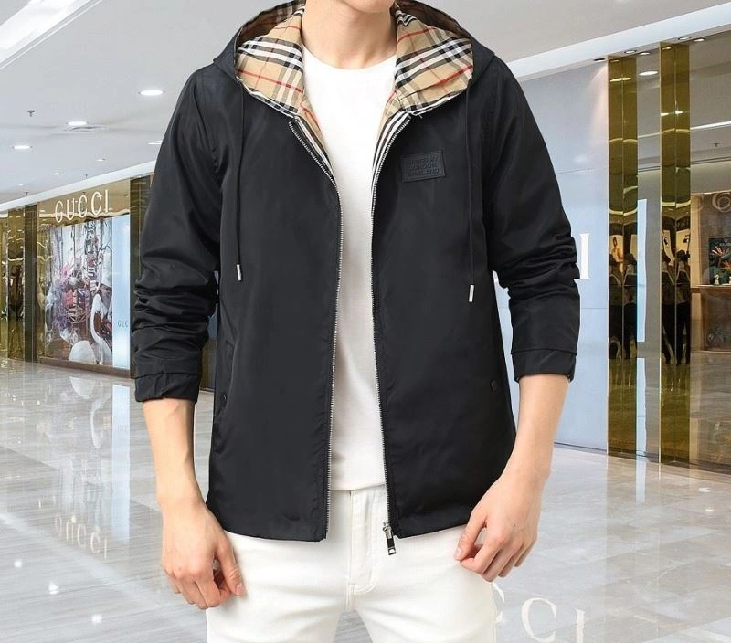 ComfortFit Burberry Outwear 100163