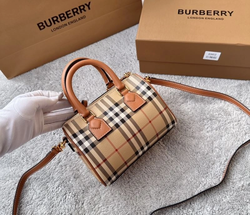Burberry Pillow Bags WellDesigned 64600