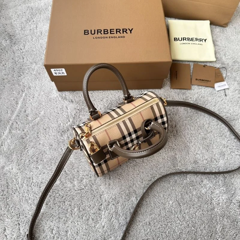 Comfortable Burberry Pillow Bags 38102