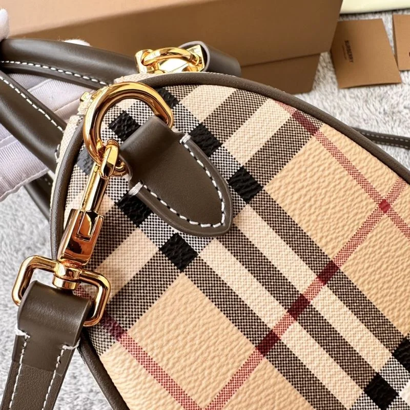 Comfortable Burberry Pillow Bags 38102