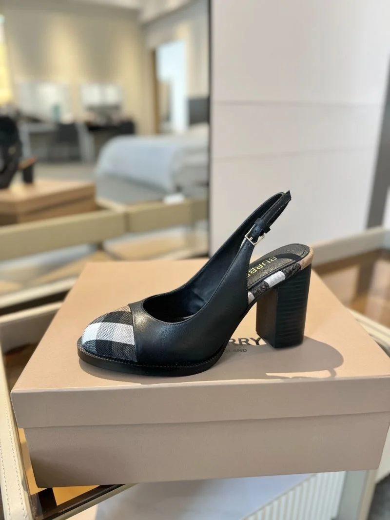 UrbanChic Burberry Sandals 17123