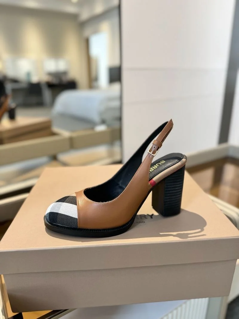 MoistureWicking Burberry Sandals 17109