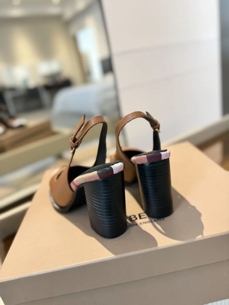 MoistureWicking Burberry Sandals 17109