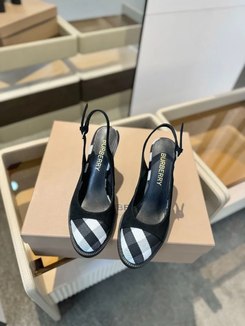 QuickDry Burberry Sandals 17121