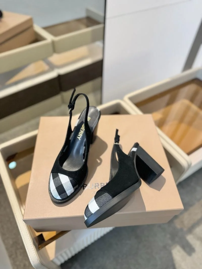 QuickDry Burberry Sandals 17121