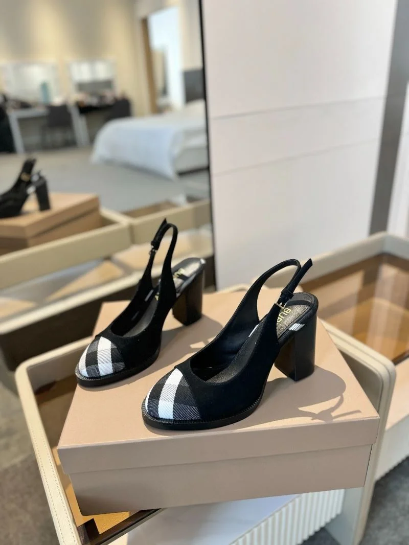 QuickDry Burberry Sandals 17121