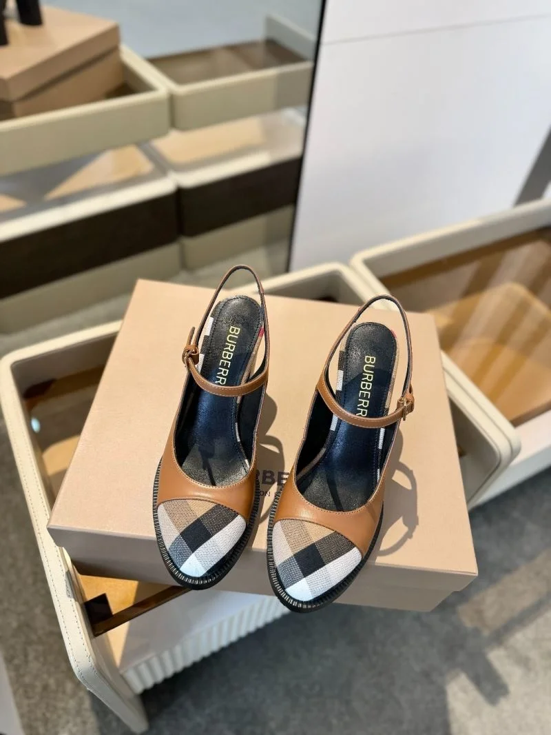 QuickDry Burberry Sandals 17117