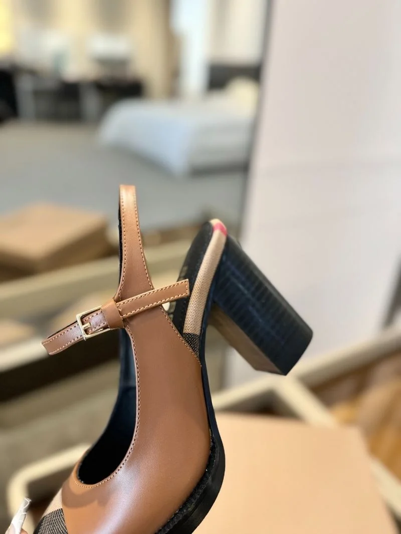 QuickDry Burberry Sandals 17117